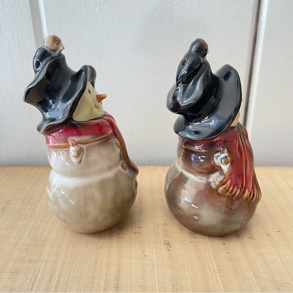 $20 SALE Farmhouse Snowmen Salt & Pepper Shakers Classic Winter Decor Vintage - Picture 2 of 7